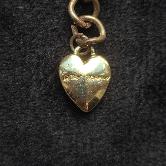 Betsey Johnson crystal heart bow necklace - Picture 6 of 6